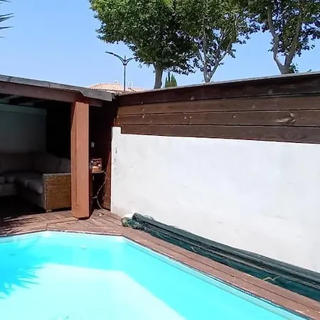 Standing Piscine Chauffee Villa